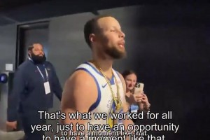 拿下附加赛首场！库里+巴特勒的赛后碎碎念也是挺逗比的😅